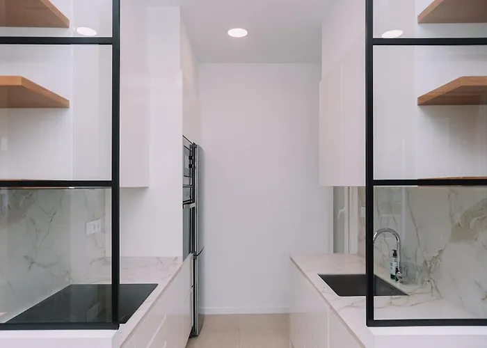 Centrico Con Luz Y Belleza By Daire Vigo